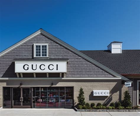 gucci woodbury commons prices|Gucci woodbury common premium outlets.